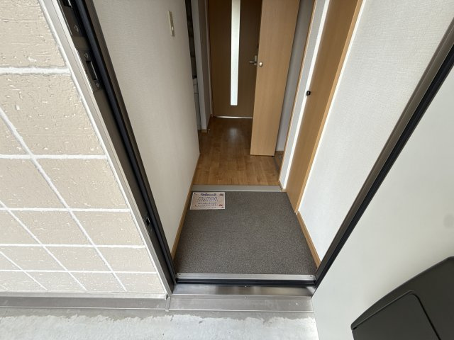 エミネンス堂本の玄関