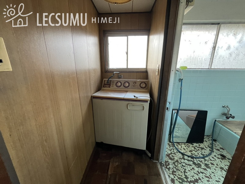 姫路市野里/中古戸建のランドリースペース