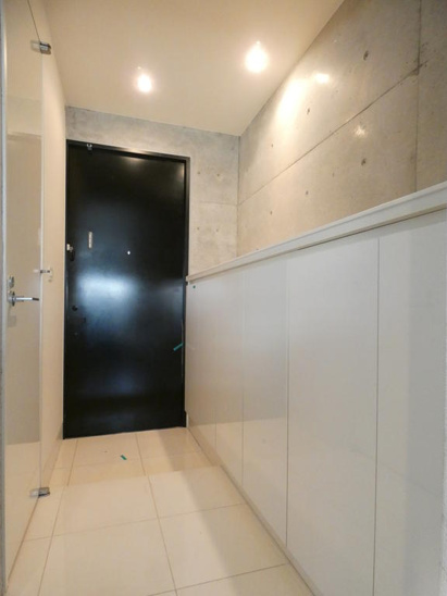 【玄関】アーデン芝公園 