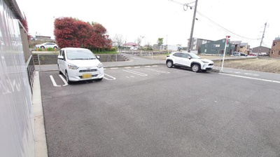 【駐車場】 | エレガンス虹