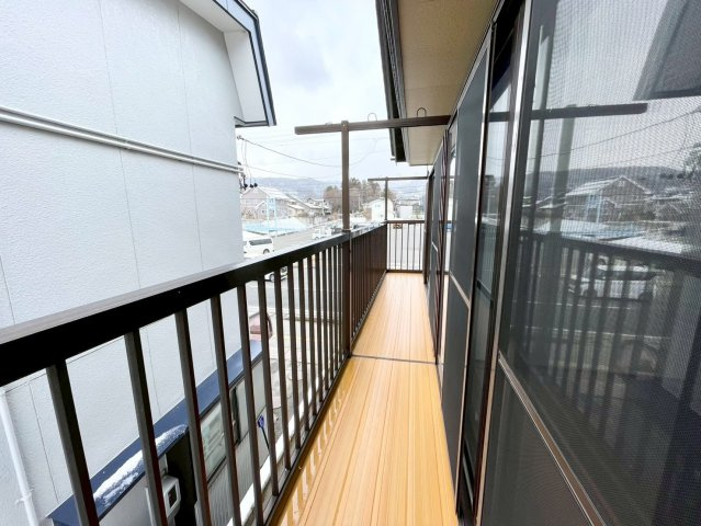 長野市徳間　店舗併用住宅のバルコニー
