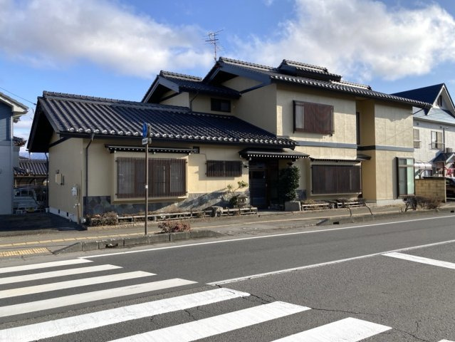 長野市徳間　店舗併用住宅