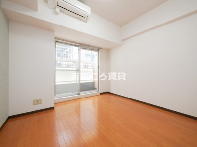 【居間・リビング】 | グラマシー心斎橋東