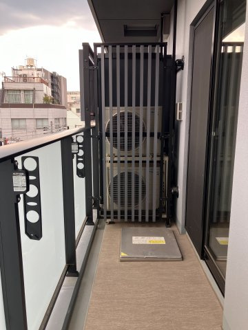 台東区浅草５丁目の賃貸マンションのバルコニー