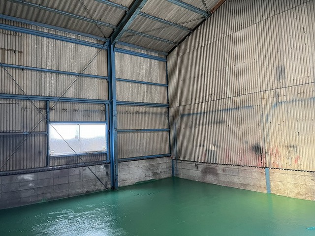 原田中１丁目工場の内装