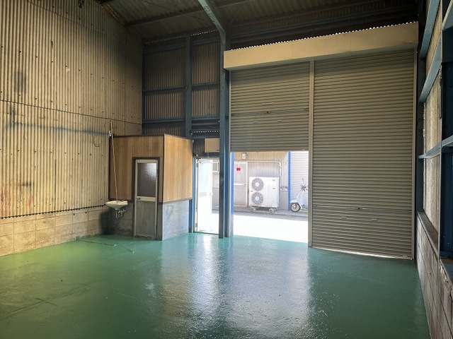 原田中１丁目工場の内装