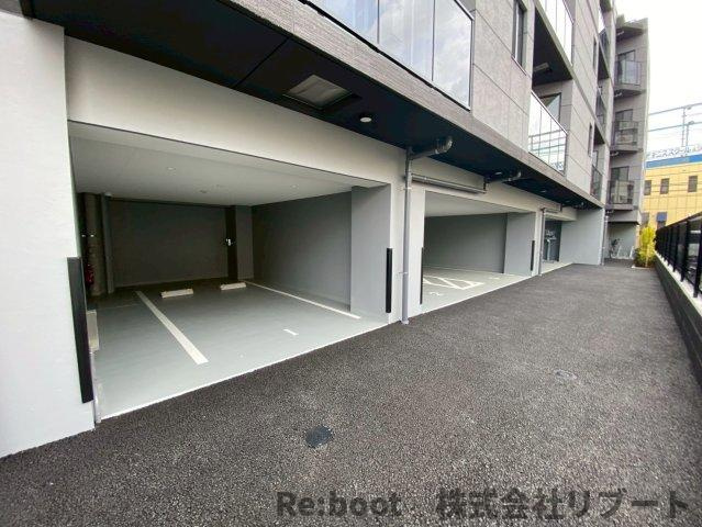 コンフォリア中葛西の駐車場