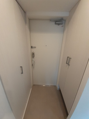 【玄関】 | フォーリアライズ阿波座WEST