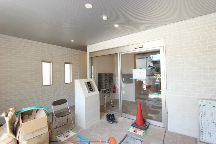 ラ・メゾン輝のエントランス