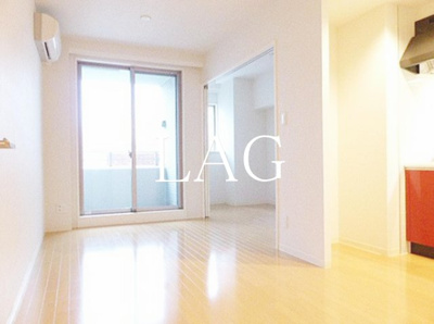 【居間・リビング】 | オリーブ三田 | 洋室のお部屋です。