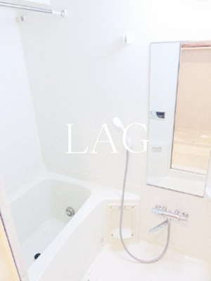 【浴室】 | オリーブ三田 | お風呂です。