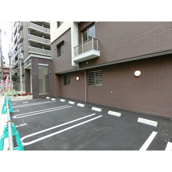 アウラビータ平尾の駐車場|アウラビータ平尾