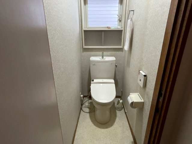菱町2丁目戸建てのトイレ