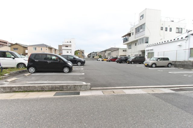 片内駐車場（古新開１丁目）の外観