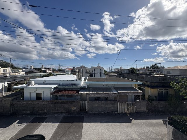 【展望】 | 築浅外人住宅　高利回り　月額２３万円で賃貸中　