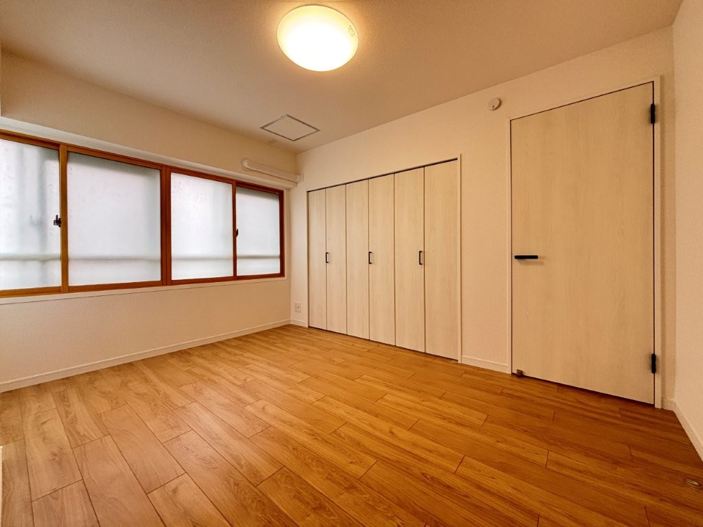 日車マンション南山の洋室|ゆったりした洋室です