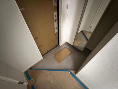 【玄関】 | マノワール今里