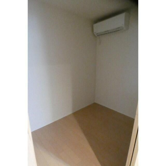 レジデンス西尾久の居間・リビング