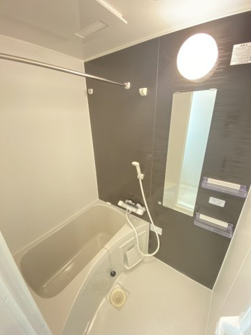 ヴィオレ茨木の浴室