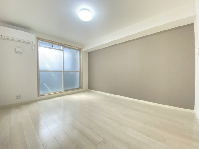 ヴィオレ茨木の居間・リビング