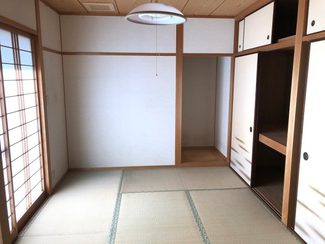 美咲町打穴中　３LDK＋S　戸建借家の和室