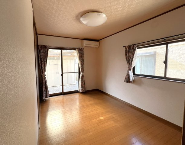 美咲町打穴中　３LDK＋S　戸建借家の洋室|6畳