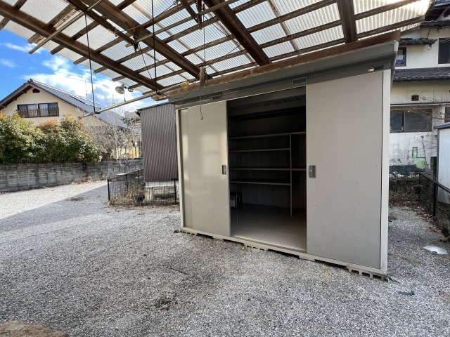 美咲町打穴中　３LDK＋S　戸建借家の設備|倉庫