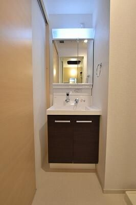 サン　ガーデンの洗面所