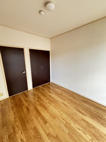 リュエル金沢文庫の居間・リビング|使いやすい居間です