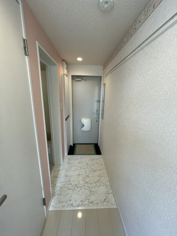 ユナイト能見台ハリマオの玄関|明るい玄関です