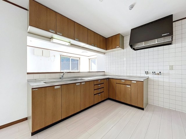 ルミナス東浦和のキッチン|きれいなキッチンです