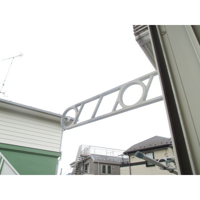 サニーホームズ府中のバルコニー|フラワーBOX