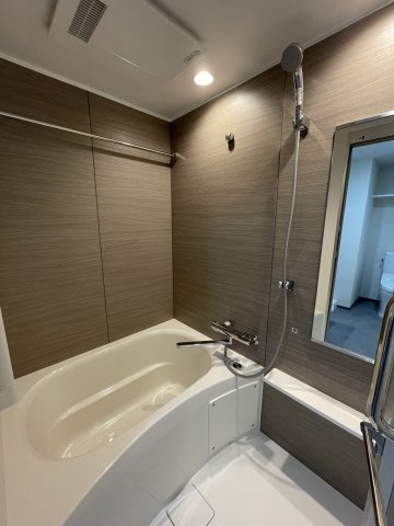 SYFORME KOMAGOMEⅡの浴室|同タイプの別部屋の写真です。