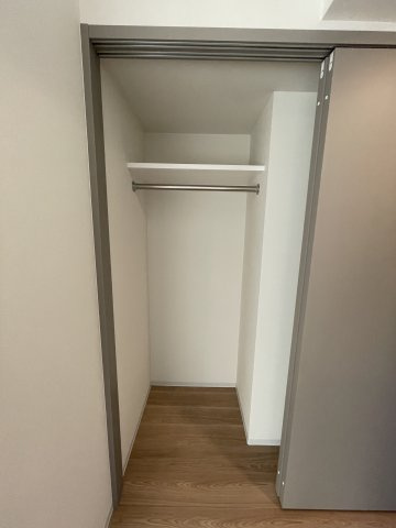 SYFORME KOMAGOMEⅡの収納|同タイプの別部屋の写真です。