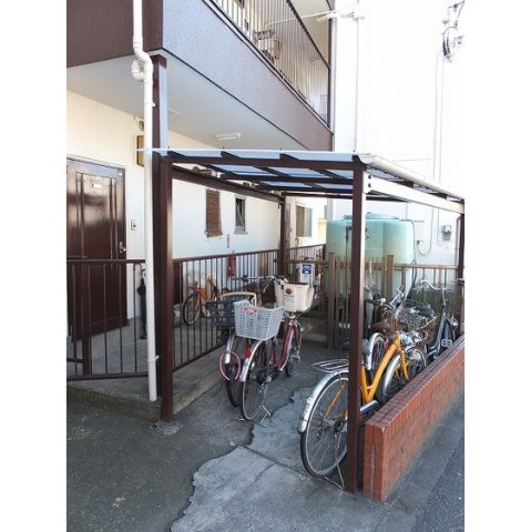 クローバーハイツのその他|駐輪場