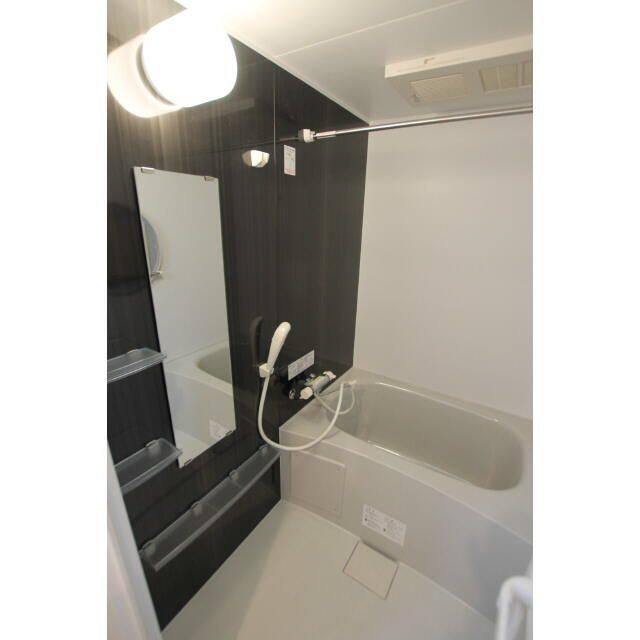 エルスタンザ舟渡の浴室