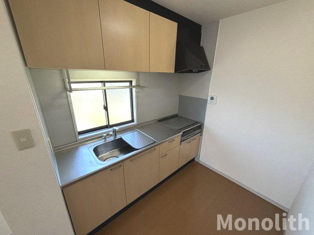 記念石台Bのキッチン