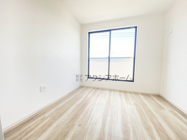 所沢市南住吉・全2棟　新築一戸建　1号棟　～3階建～の洋室|3階　洋室　4.5帖