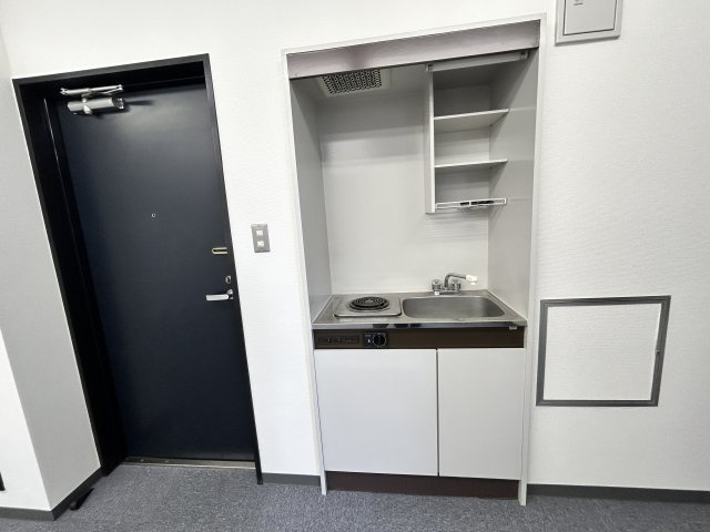 南青山骨董通りユニオンビルのキッチン