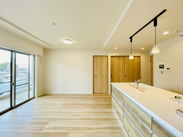 【居間・リビング】 | ルネッサンス21春日ザパーク