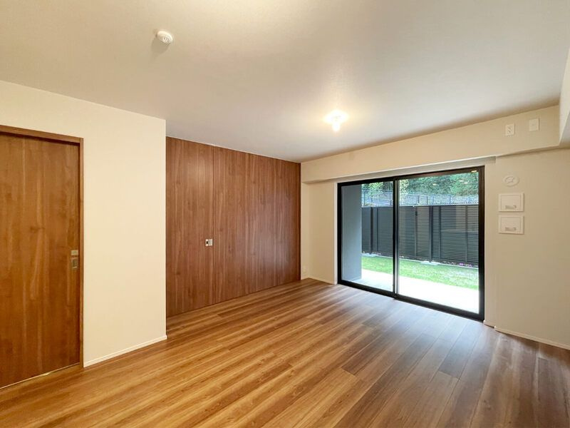 福岡市中央区輝国２丁目の賃貸マンションの居間・リビング