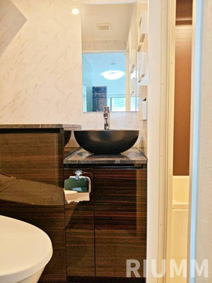 【洗面所】 | HERME YOYOGI OUEST