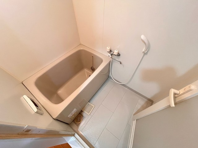 カスタリア一番町ＥＡＳＴの浴室