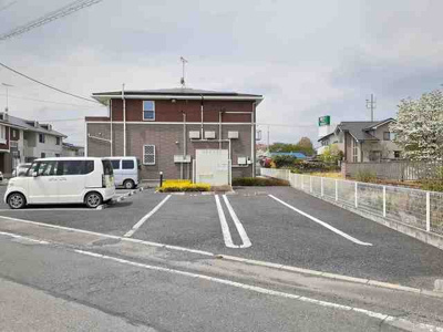 【駐車場】 | オルフェーヴルＢ