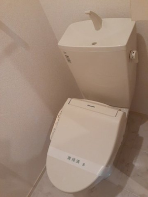 【トイレ】 | ローレル