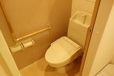 【トイレ】 | プリュニエ | シャワー付トイレ