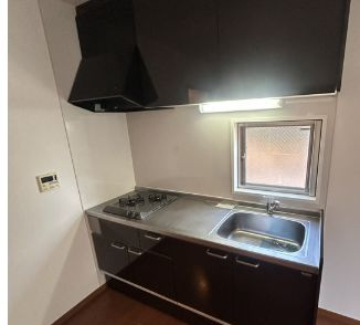 【キッチン】 | アジュール駒形 | コンパクトなキッチンで掃除もラクラク