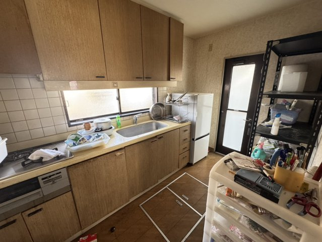 押し入れ充実×綺麗なお庭×軽量鉄骨造り　暮らしやすさ重視の5LDKのキッチン