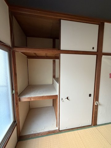 上池田２丁目戸建の収納