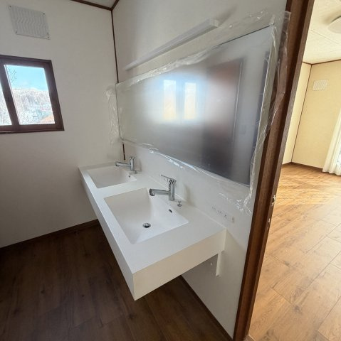 登別市上登別町42-69戸建の洗面所